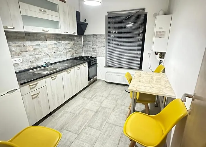 Coresi Mall Galaxy Apartamento