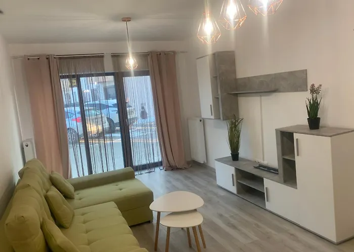 Apartment Coresi Mall Galaxy *